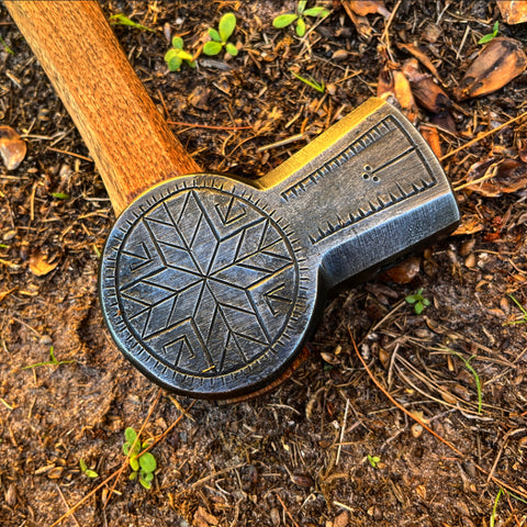 2.75 pound decorated bladesmiths hammer